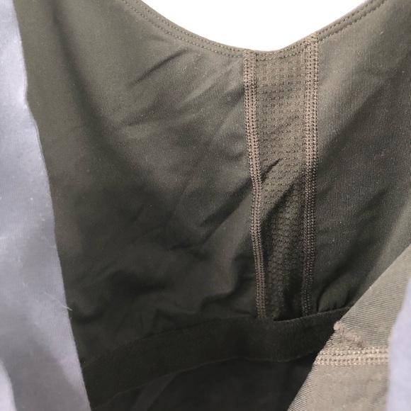 PRANA Verana Tank Strappy Cross Back Navy Blue Athletic Top Shelf Bra Built in M - Picture 5 of 8